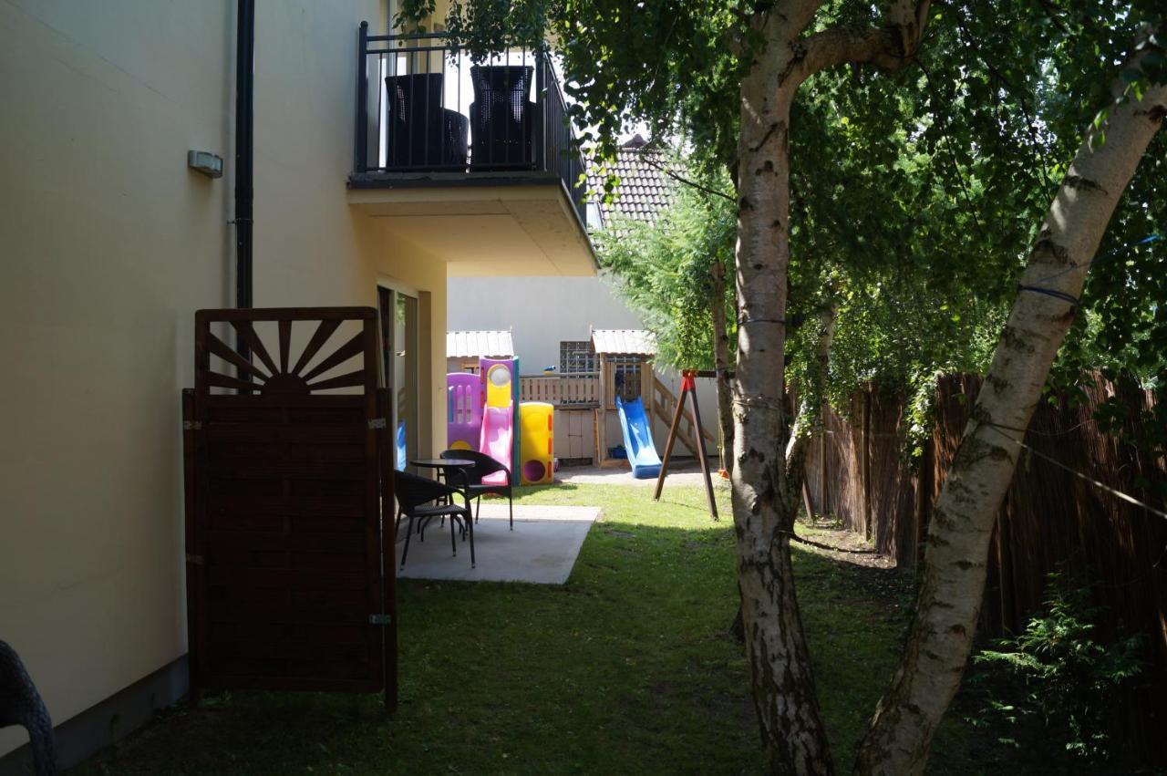 Bursztyn 2 Apartment Rewal Luaran gambar