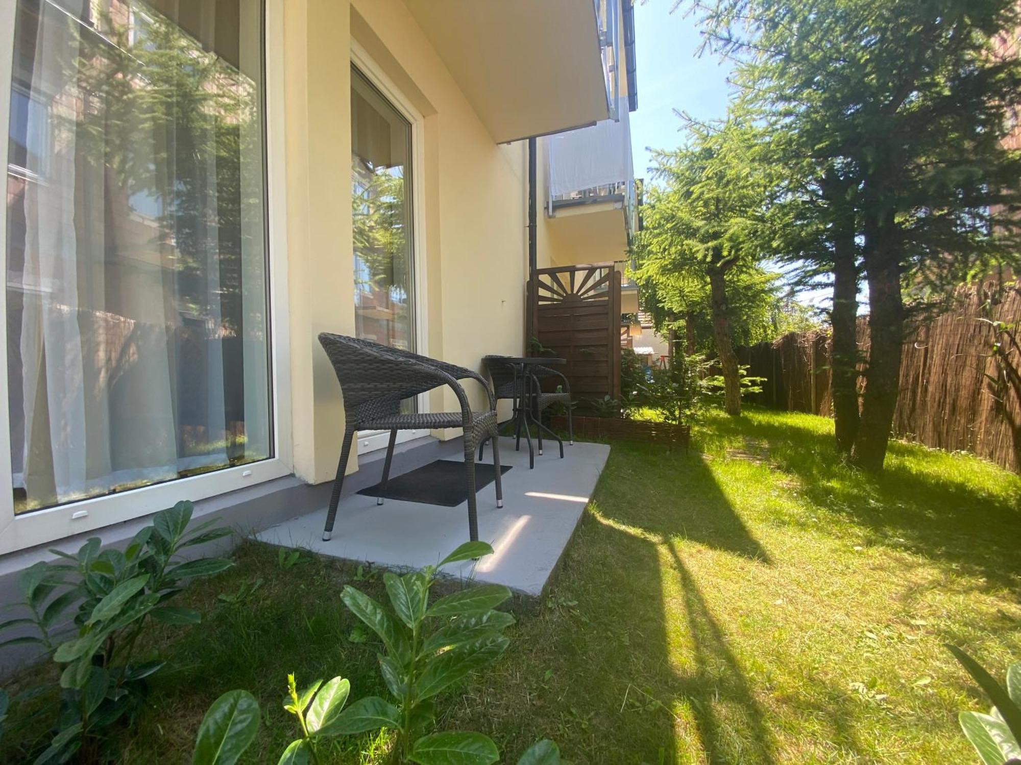 Bursztyn 2 Apartment Rewal Luaran gambar